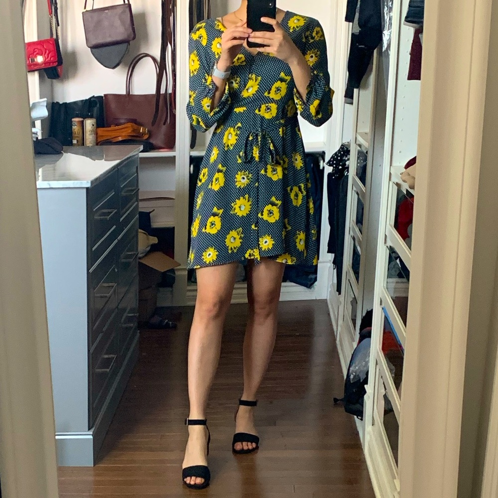 Banana Republic tie wrap dress
